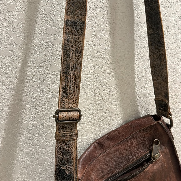 Bed Stu Venice Beach Buckle weathered leather crossbody - Picture 4 of 9